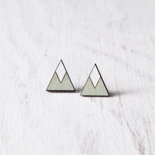 Load image into Gallery viewer, Wooden Mint White Mountain Stud Earrings