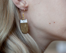 Load image into Gallery viewer, Gold Cat Drop Earrings - wishMeow
