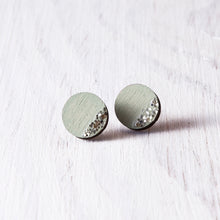 Load image into Gallery viewer, Circle Stud Earrings Mint - JuliaWine