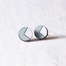 Load image into Gallery viewer, Circle Stud Earrings Blue White - JuliaWine