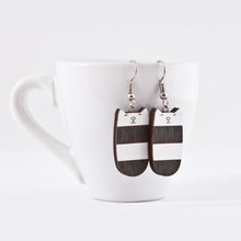 Load image into Gallery viewer, Dangle Cat Earrings Black White